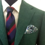 Shetland wool green jacket. Unlined. Vintage horn buttons. Pockets patches and cut into his chest. Neapolitan tailoring Tailoring Antonelli, artisan, tailor, tailoring lello antonelli, sewing craft, tailored suits, Neapolitan craftsmanship, napoli
